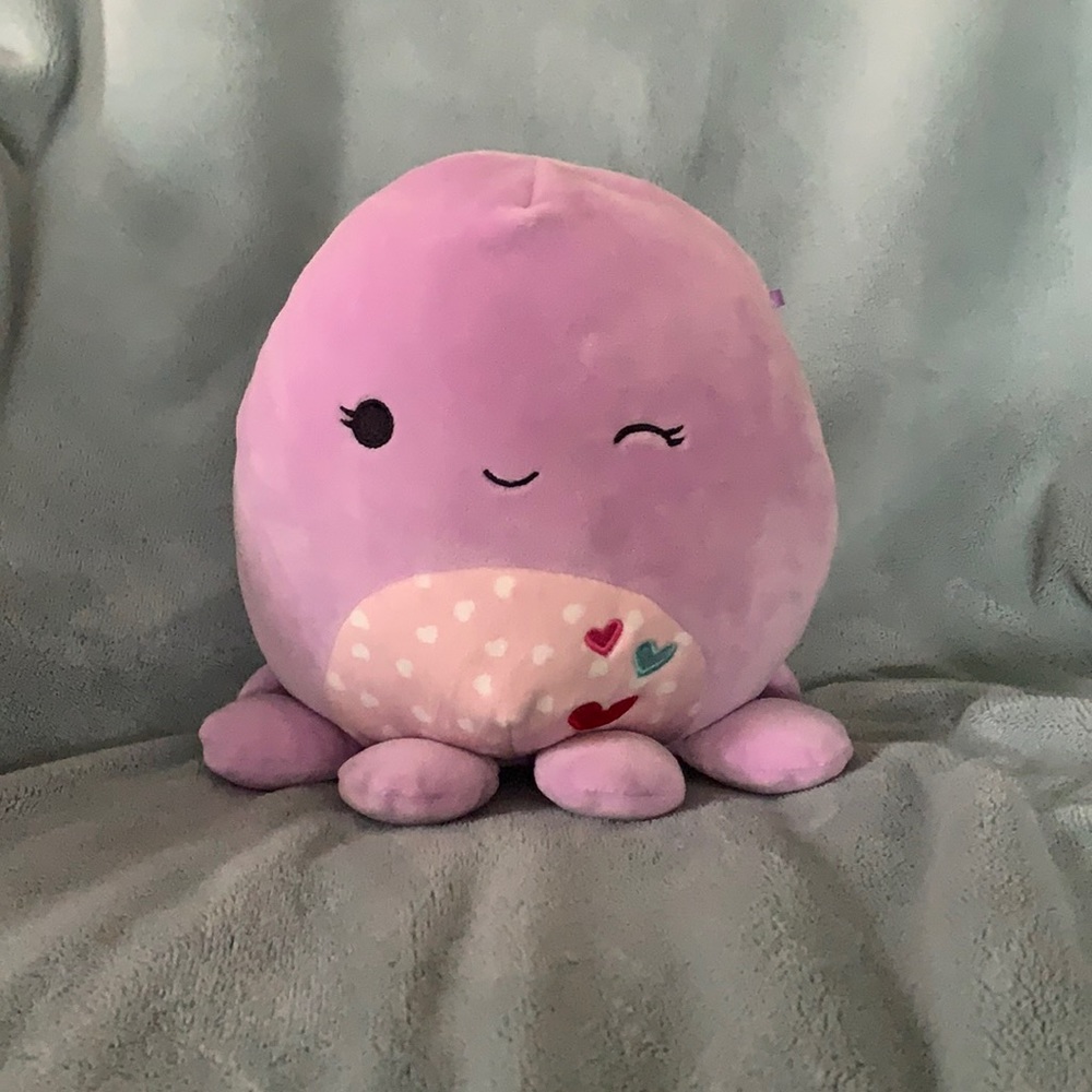 Valentines Violet Squishmallow, BNWT